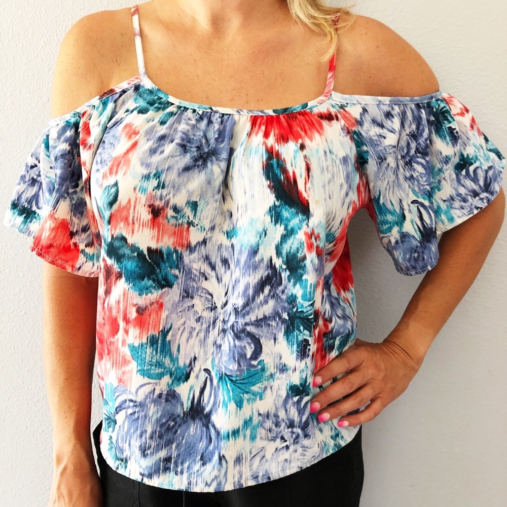 Cold shoulder water color blouse